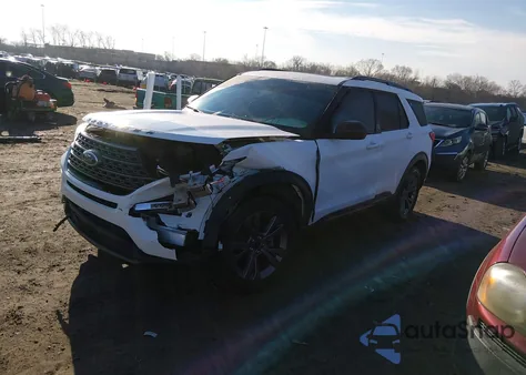 2021 Ford Explorer Xlt z USA, uszkodzony, nr VIN 1FMSK8DH4MGC40372